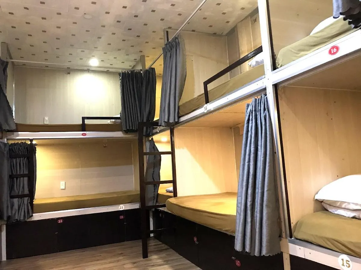 Vietstar Buffet Club & Hostel Star Ho Chi Minh City