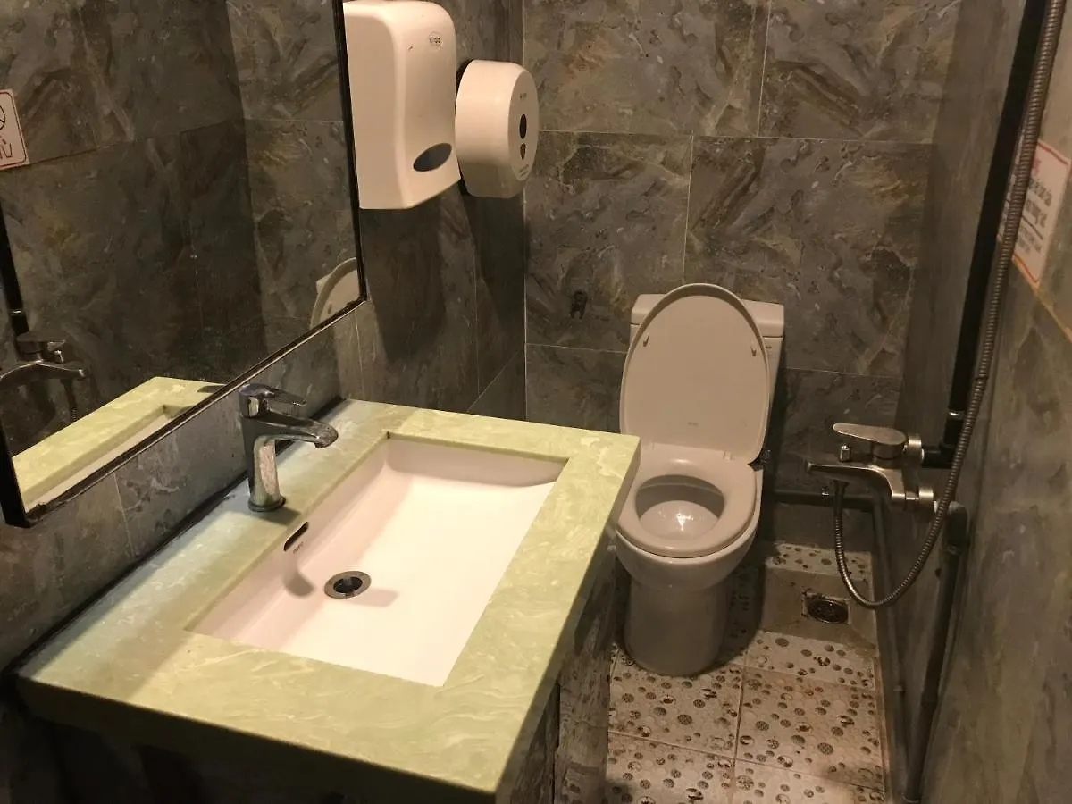 Vietstar Buffet Club & Hostel Star Ho Chi Minh City 0*,